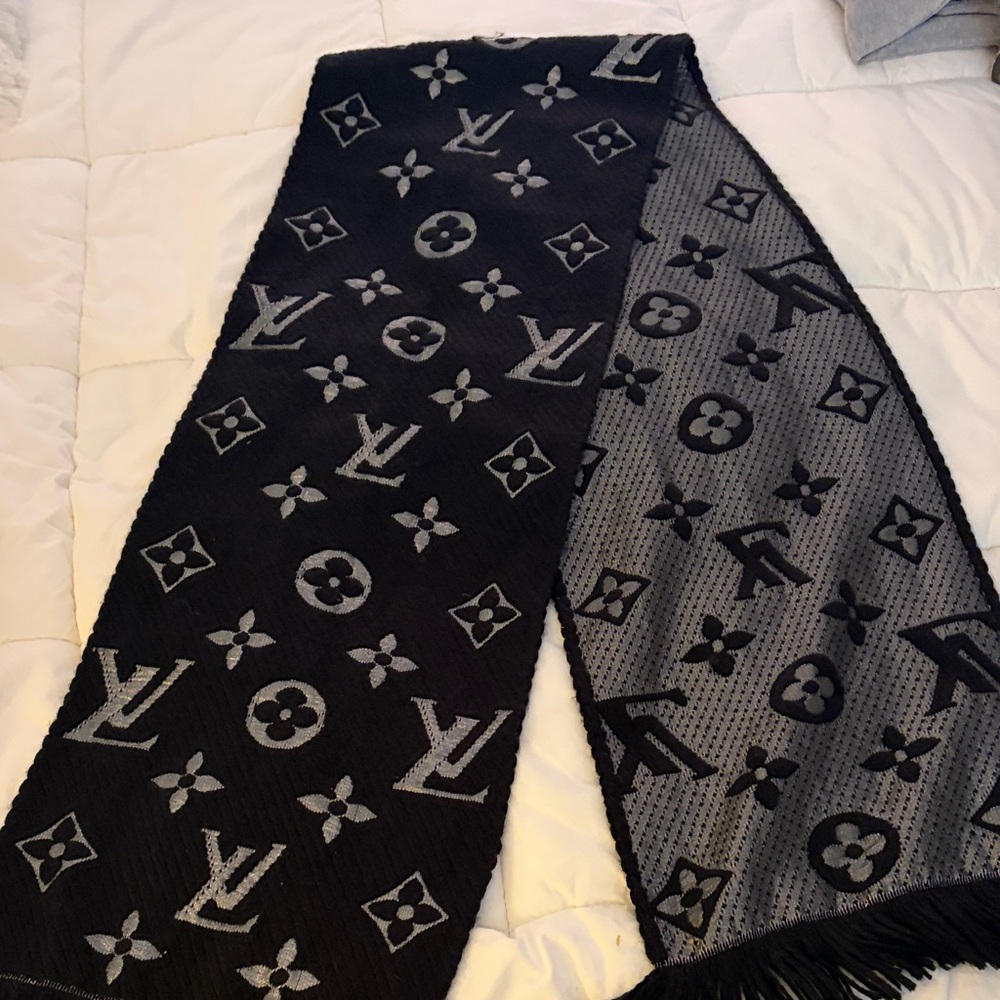 INSPIRED Black & Gray Monogram Reversible Scarf
